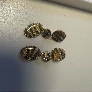 Elegant Gold and Black Striped Earrings